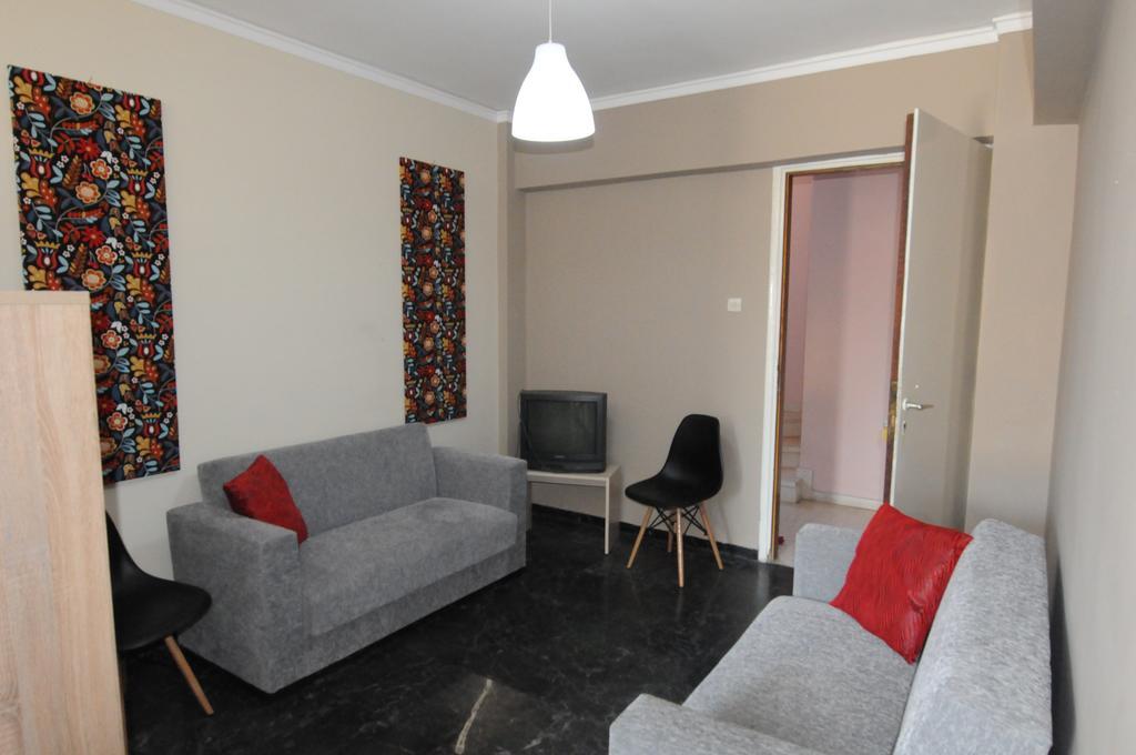 Kinetta Apartments Agioi Apostoloi  Esterno foto