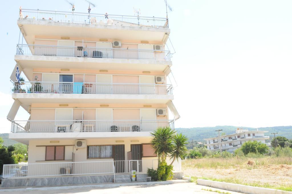 Kinetta Apartments Agioi Apostoloi  Esterno foto